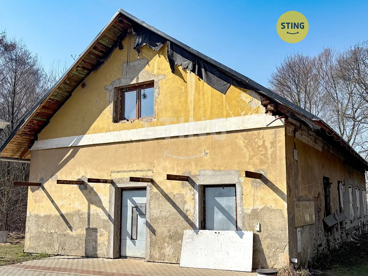Prodej výrobní haly, prostoru 172 m²